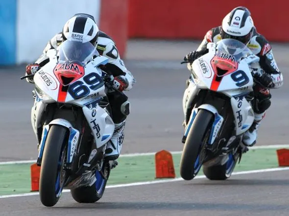 bmw hp4 wilbers bmw racing idm 2013 2