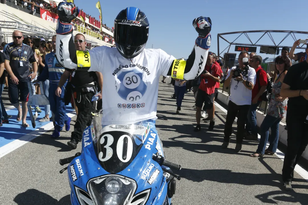 bol dor 2015 suzuki sert anthony delhalle champion