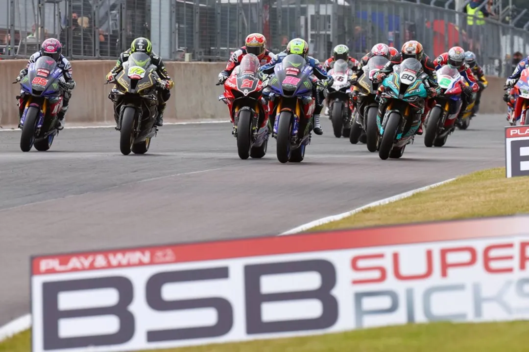 british superbike action oulton park 2021