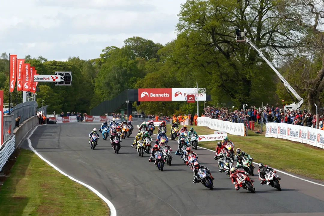 british superbike start oulton park 2019