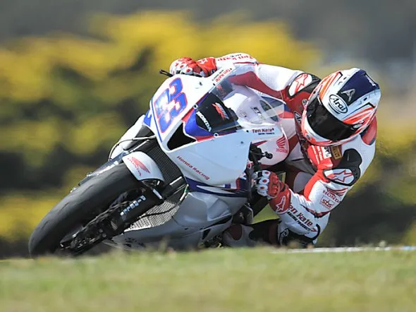 broc parkes pole phillip island 2012