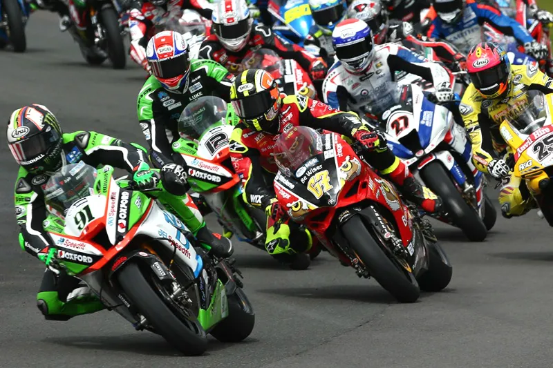 bsb britishsuperbike oultonpark 2017