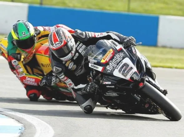 bsb donington park brookes laverty 2011