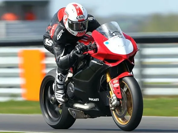 bsb end test snetterton 2014 2
