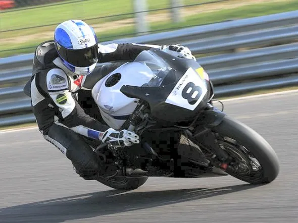 bsb jenny tinmouth brands hatch 2012