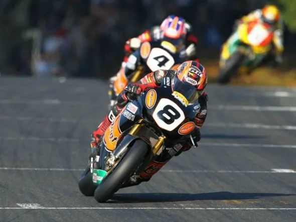 bsb kiyo josh ellis oultonpark 2010