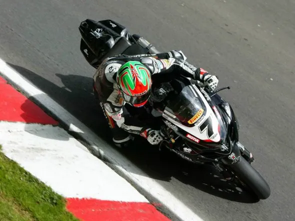 bsb michael laverty relentlessuzuki