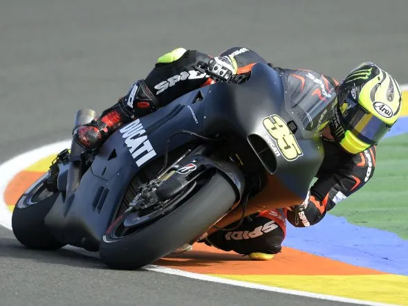 cal crutchlow motogp ducati test valencia 2013 1