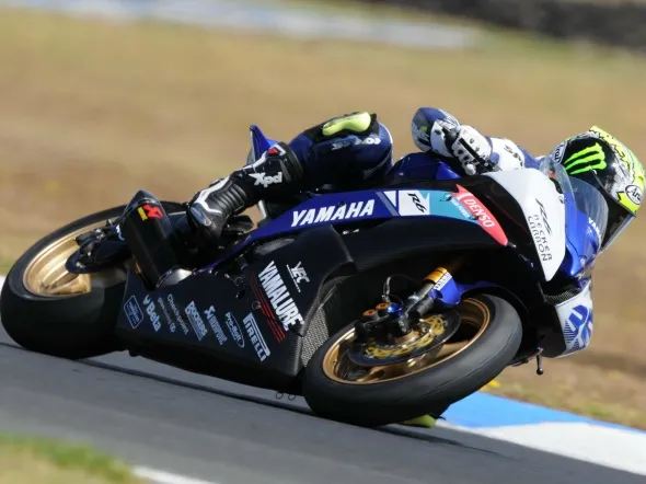 cal crutchlow phillip island 2009