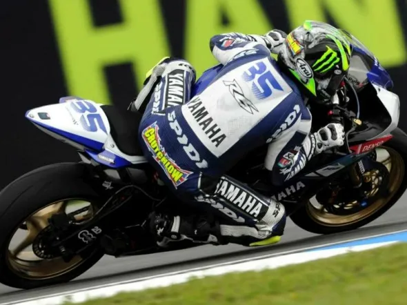 cal crutchlow supersport brno gara