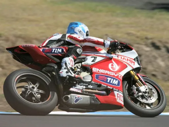 carlos checa day1 phillip island sbk 2013