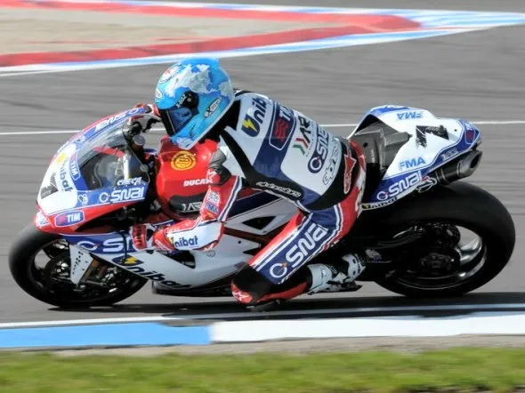 carlos checa don r5 2012