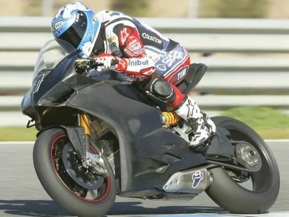carlos checa ducati 1199 panigale test jerez