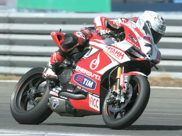 carlos checa istanbul superbike 20131