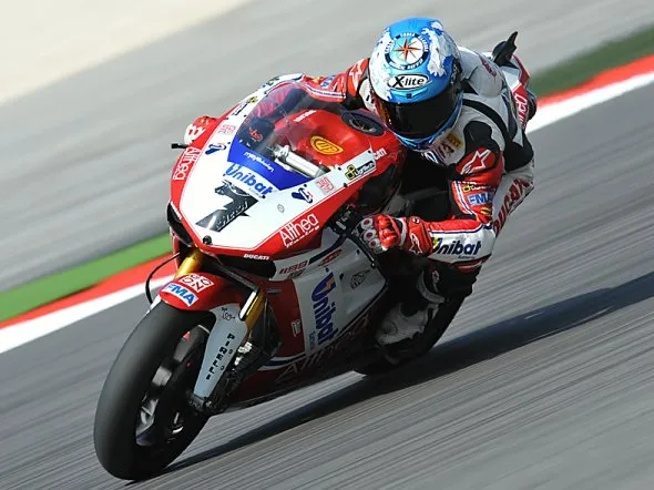 carlos checa prove1 nurburgring 2011 2