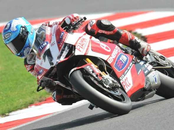 carlos checa silverstone 2013