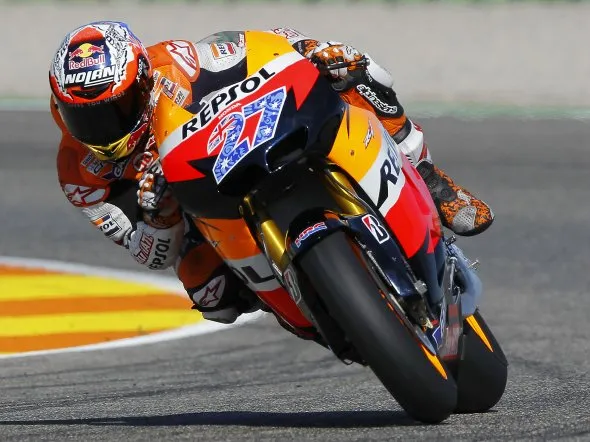 casey stoner action mgp valencia 2011