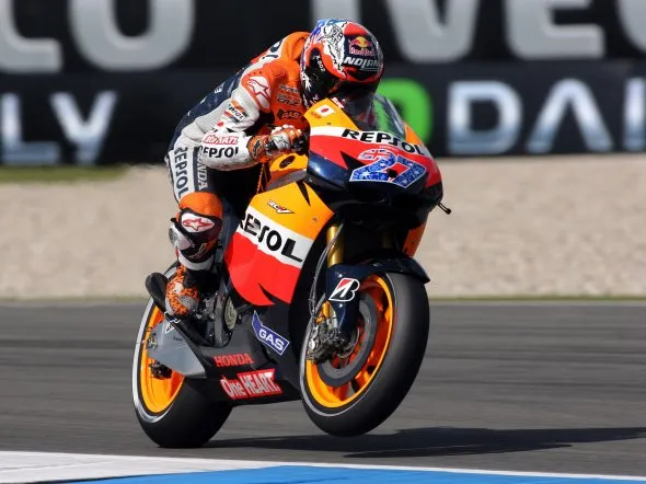 casey stoner assen qualifying 2011