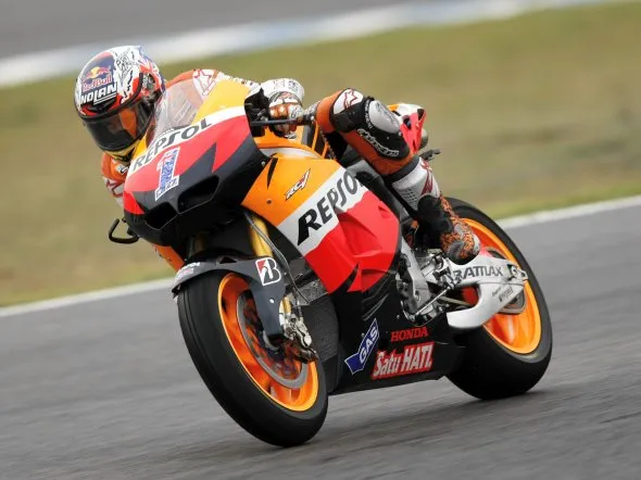 casey stoner day2 jerez test 2012