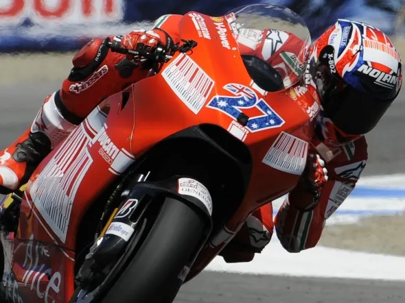 casey stoner ducati desmosedici gp9 laguna seca