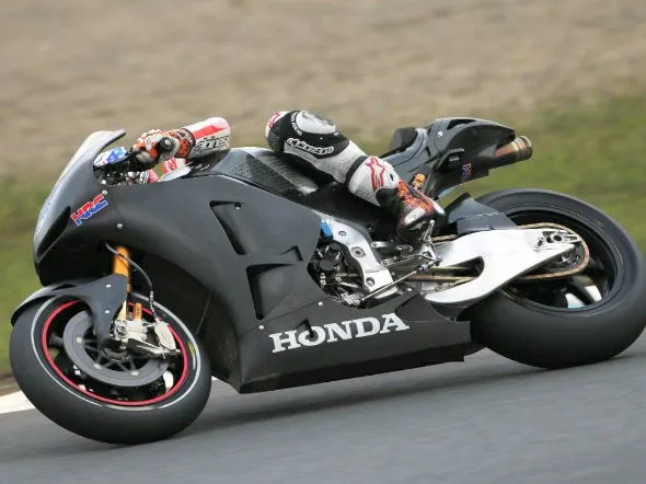 casey stoner honda rcv1000r test motegi 2