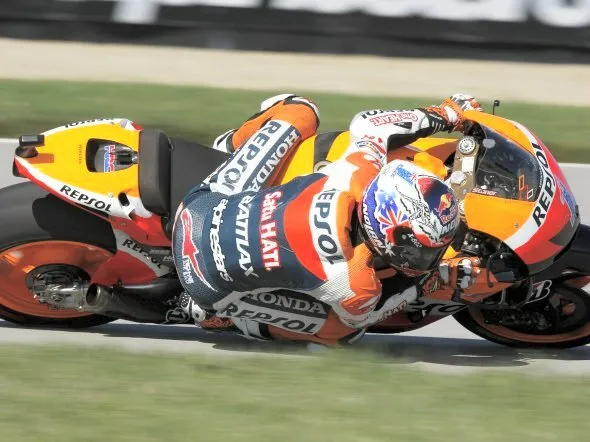 casey stoner injury update 2012 3