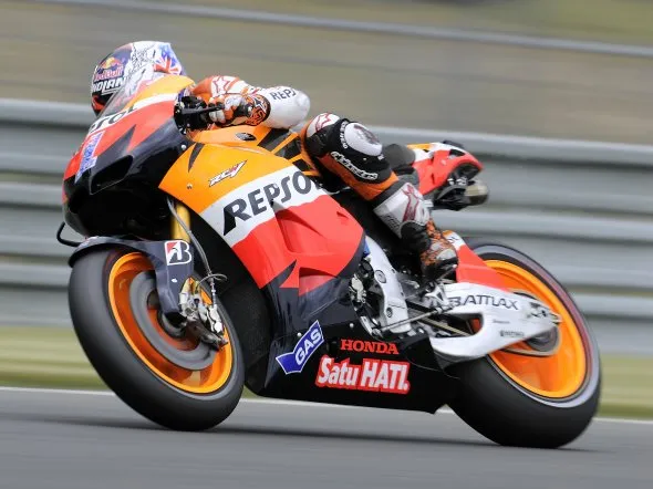 casey stoner lm fp3 1