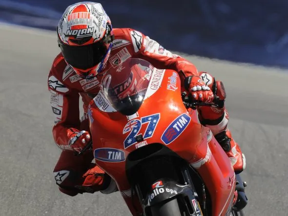 casey stoner motogp gara laguna seca 2010