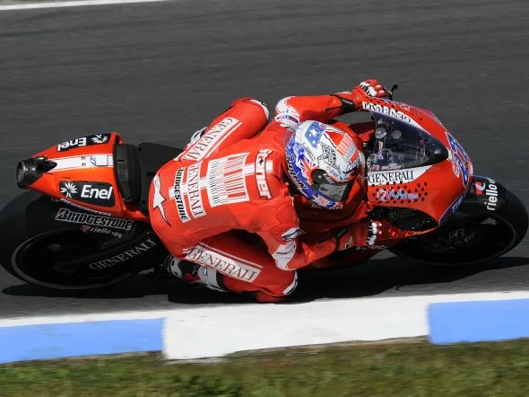 casey stoner motogp pole australia 2010