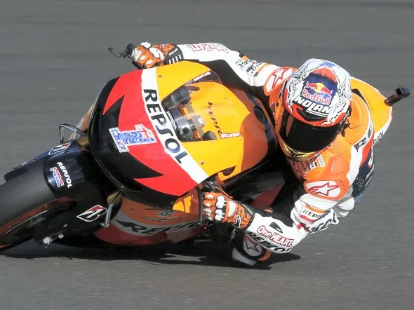 casey stoner v8 supercars 1