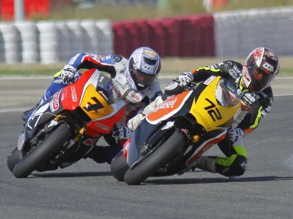 cev moto2 action suter ariane