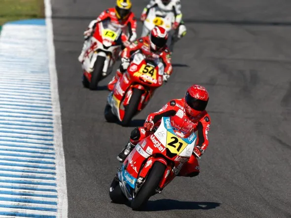 cev moto2 review 2010 2