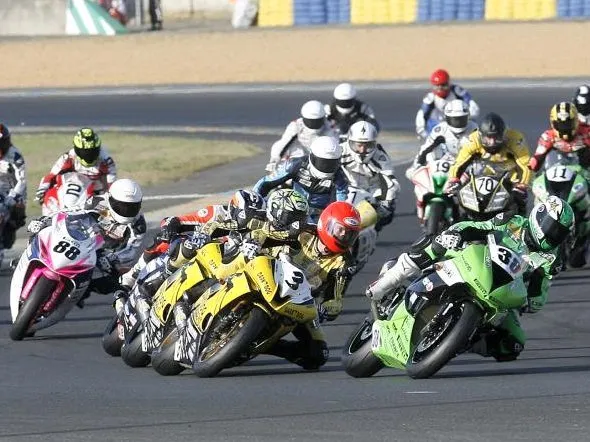 championnat de france supersport 2012 start le mans