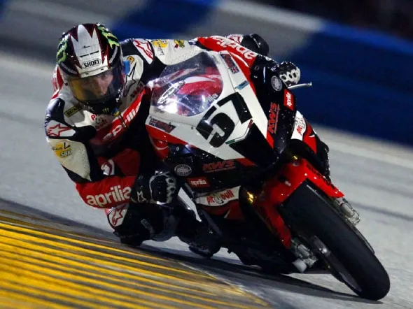 chaz davies aprilia millenium daytona 200 2009