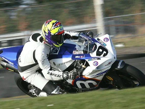 chris walker rob mac yamaha test knockhill