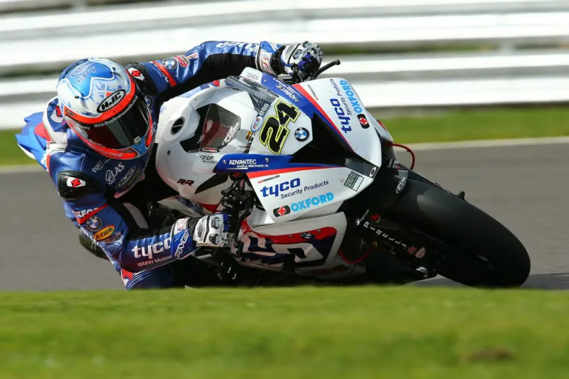 christian iddon fp2 oultonpark 2016
