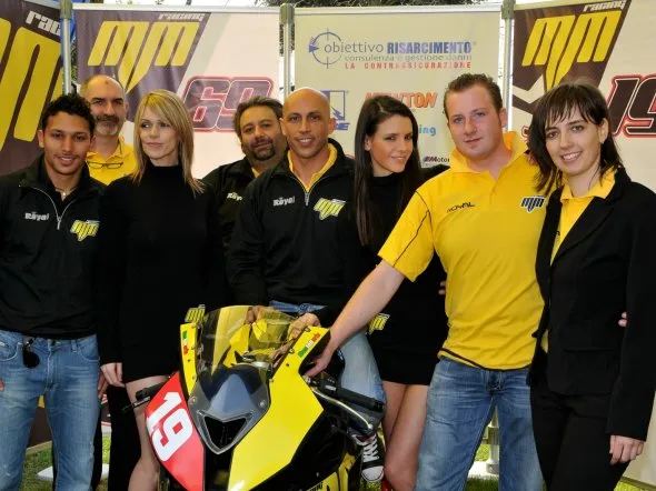 civ launch mm racing team 2011