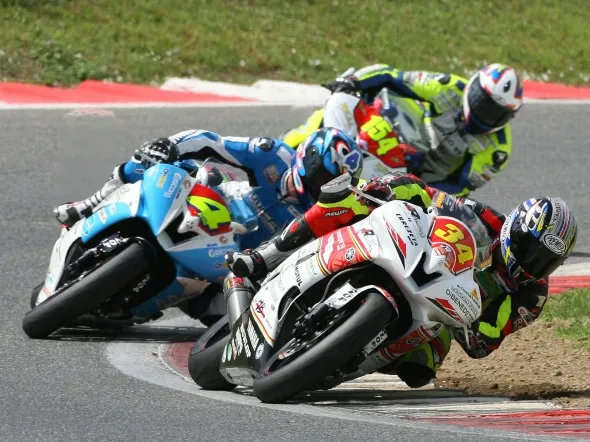 civ superstock600 battle vallelunga