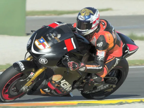 colin edwards ftr yamaha open forward test valencia 2013