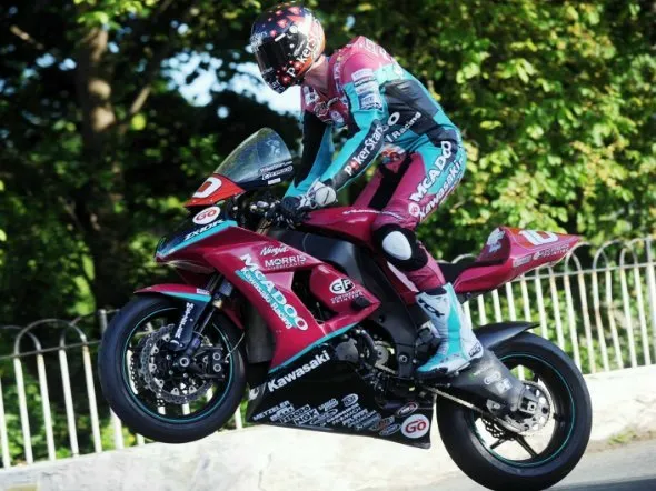 conor cummins tt 2011 ballaugh