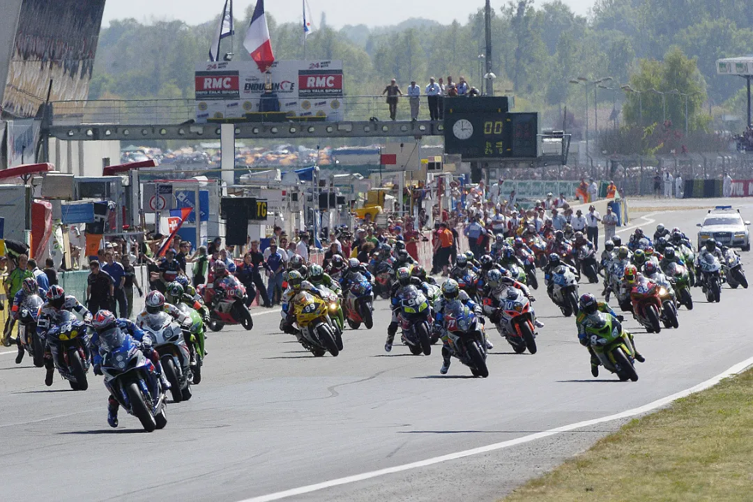 cover 24 heures motos le mans 2007