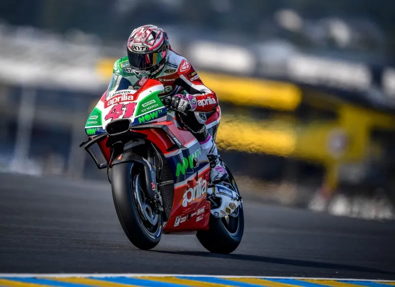 cover aprilia 4 e1526793949428