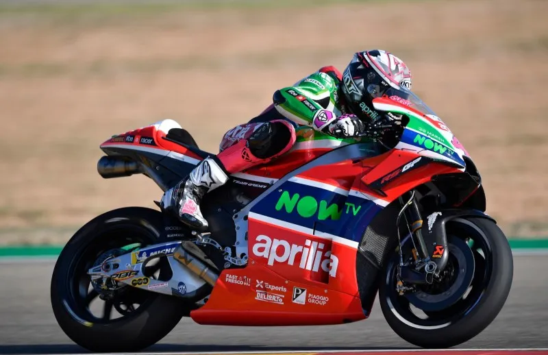 cover aprilia 4 e1537592266129