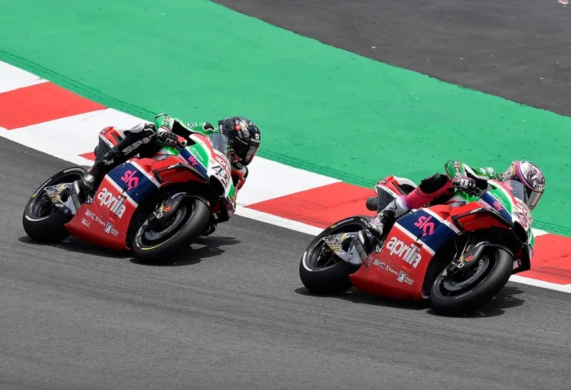 cover aprilia 5 e1529247498993