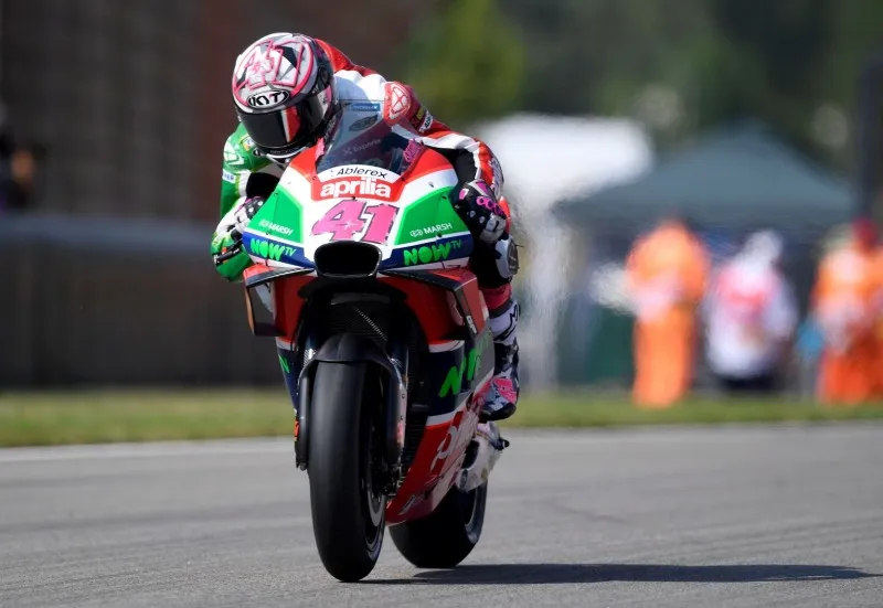 cover aprilia e1533125803534