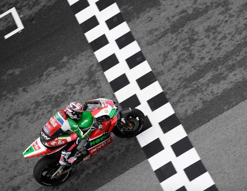 cover aprilia e1541257089257