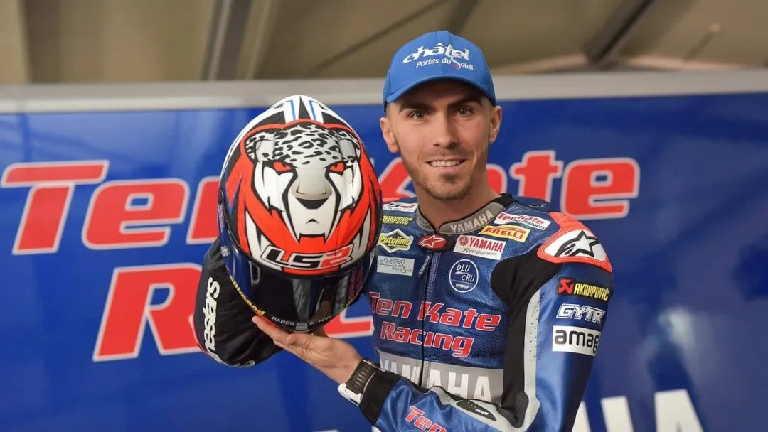 cover baz e1558853146700