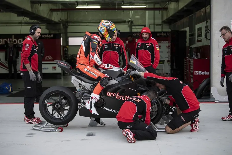 cover ducati e1542530444350