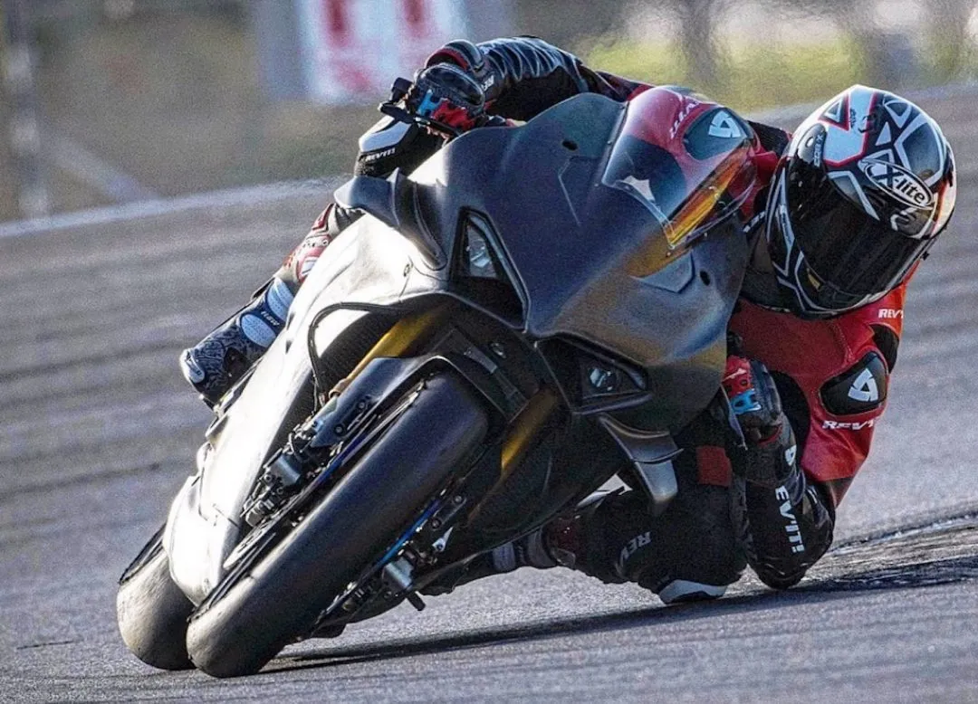 cover petrux e1644351792723