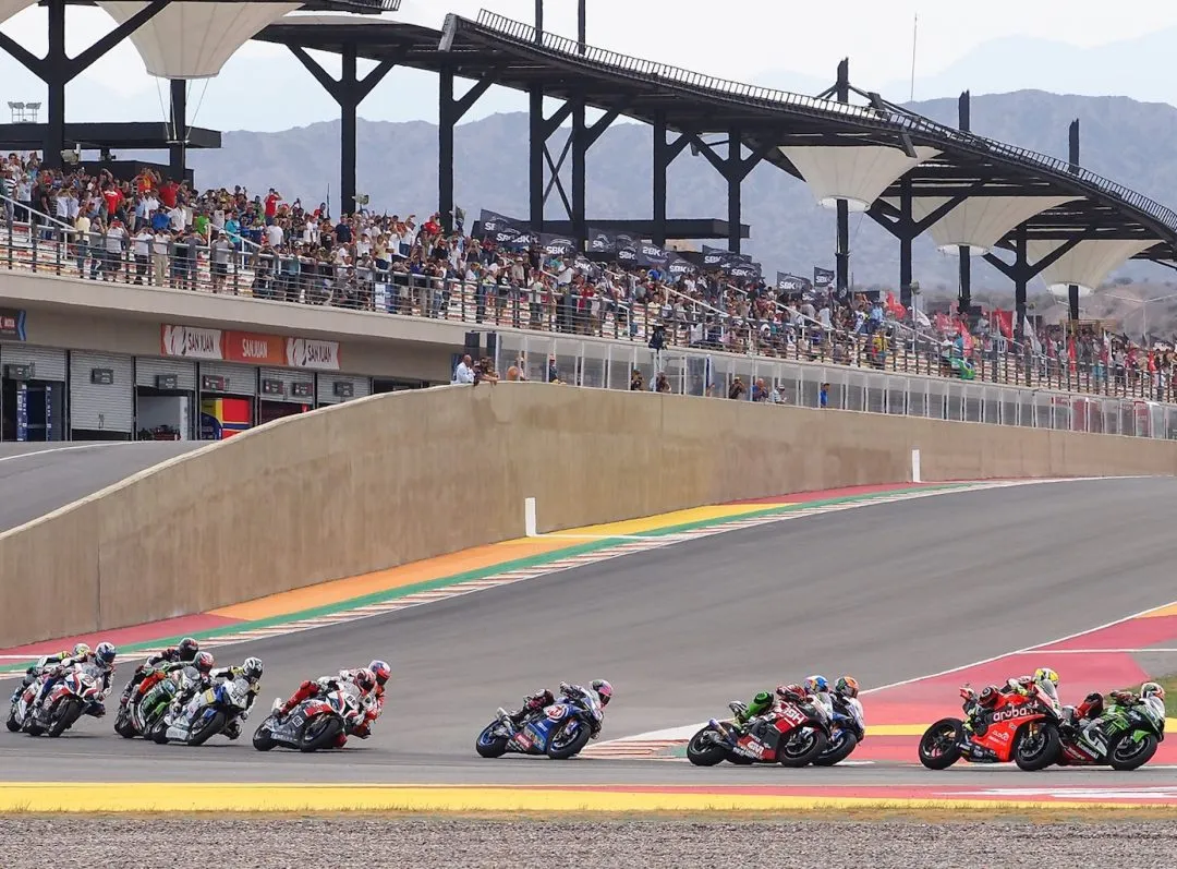 cover piloti e1570944516266